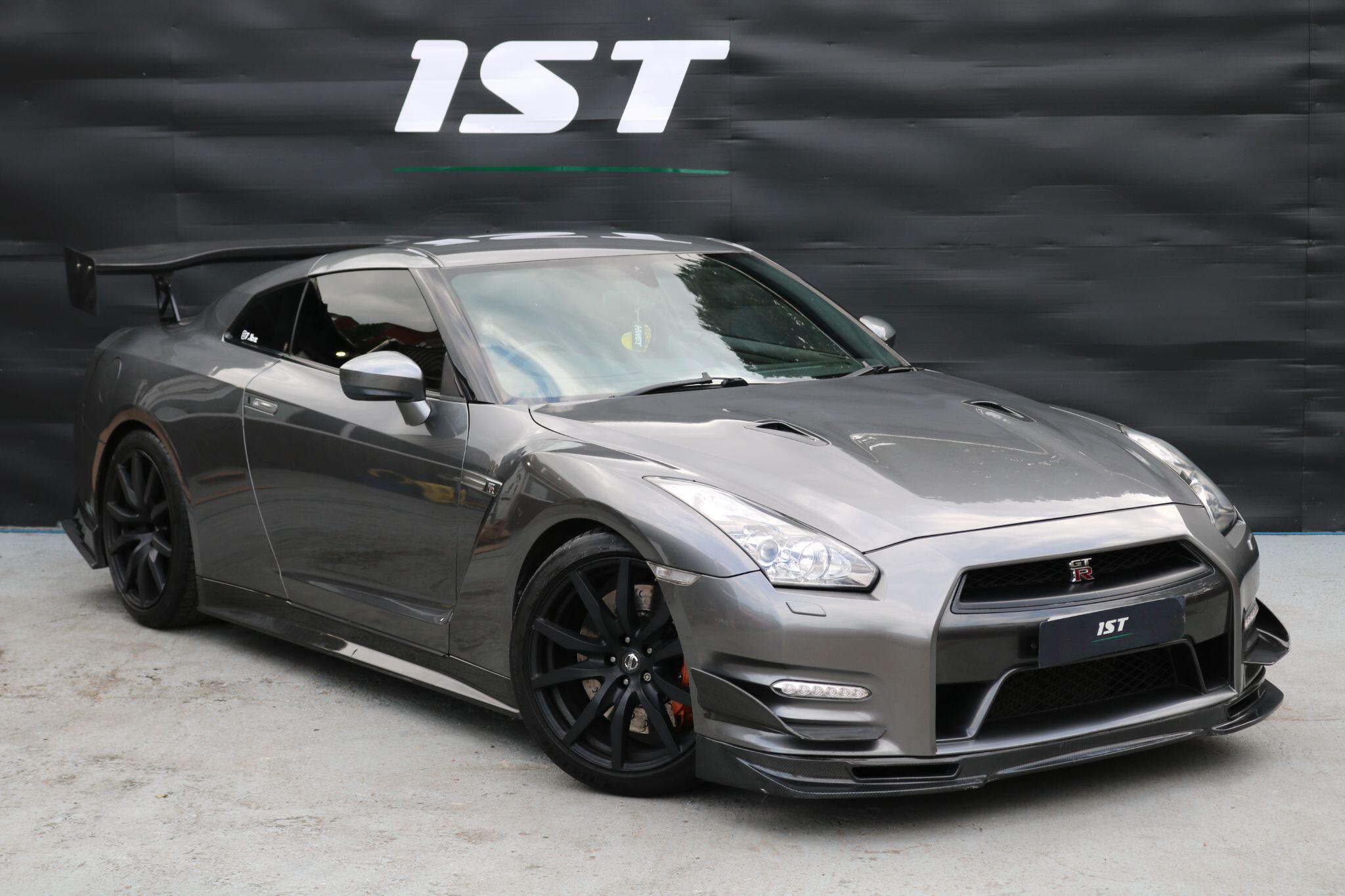 Nissan GT-R used cars for sale in Weybridge | AutoTrader UK
